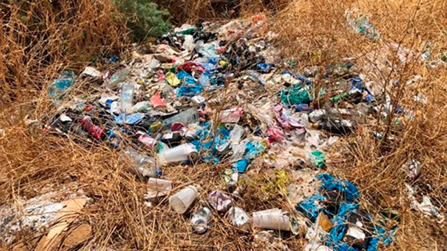 Basura en el Rio Guadalquivir