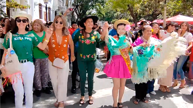 Ruth Ponce y Comadres